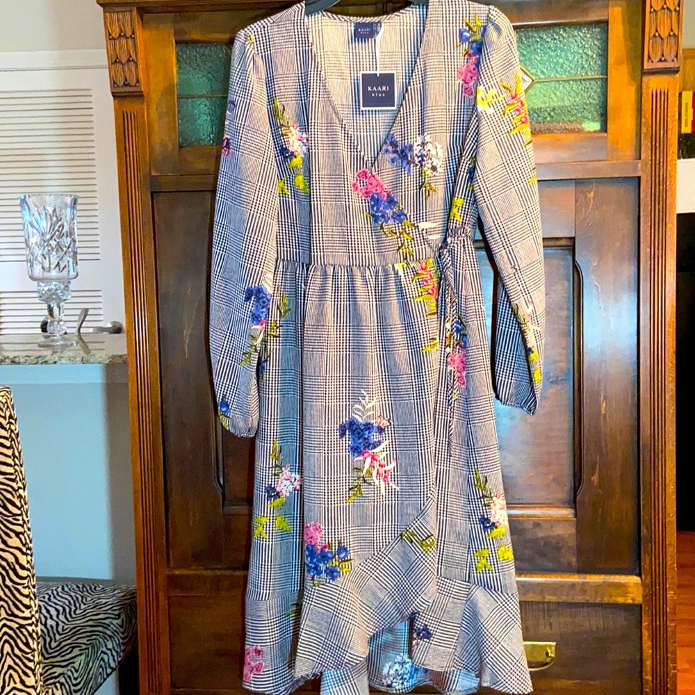 Kaari Dress